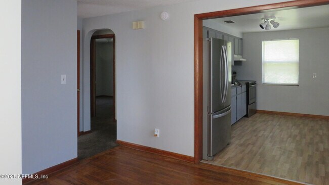 Foto del edificio - 1609 W 13th St