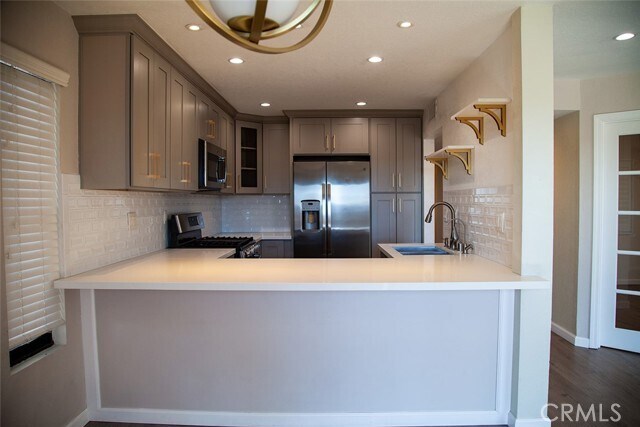 Foto principal - 231 Bethany Rd