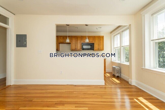 Foto del edificio - 286 Chestnut hill Ave.