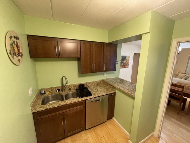 Foto del edificio - 5 Bayard Rd