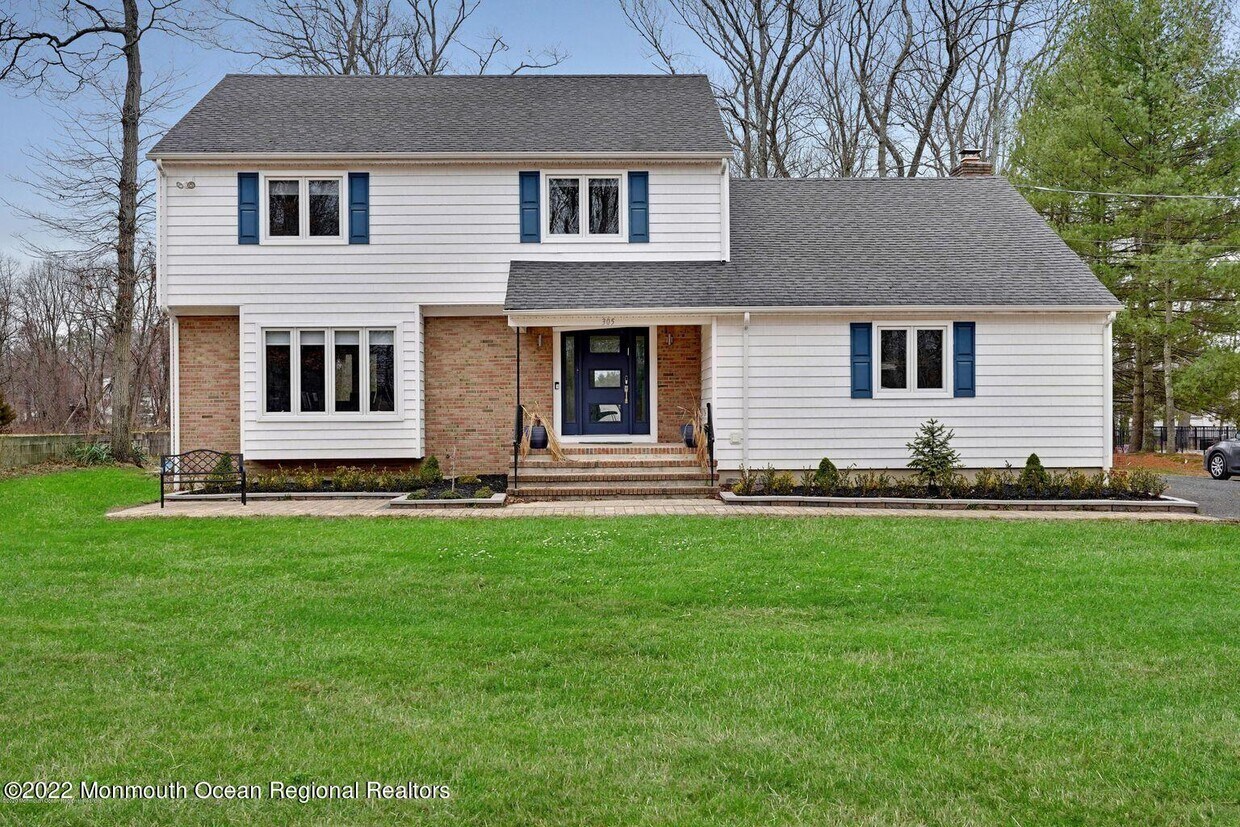 305 Old Deal Rd, Eatontown, NJ 07724 House for Rent in Eatontown, NJ