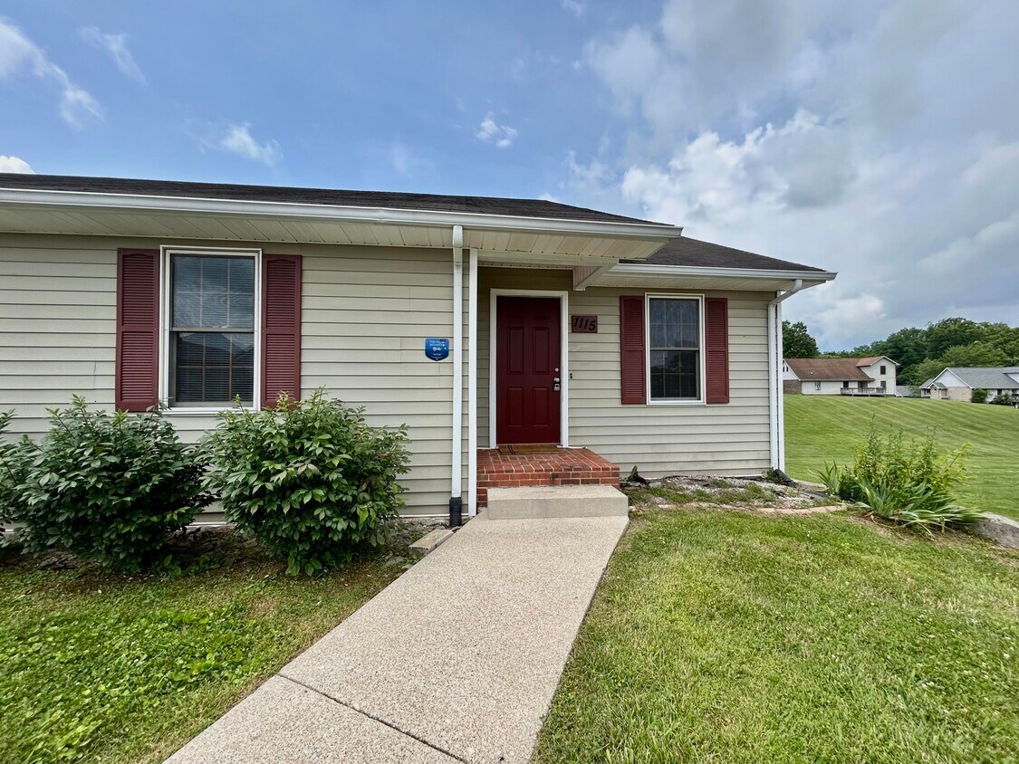 Foto principal - 1115 Trails End