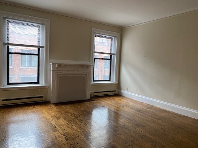 Building Photo - 232 Newbury St