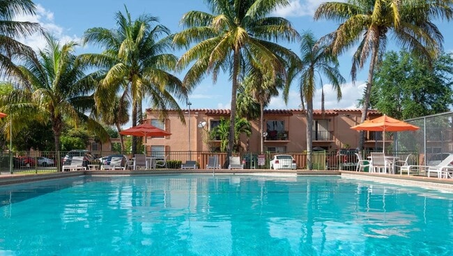 Building Photo - 7101 Miami Lakes Dr