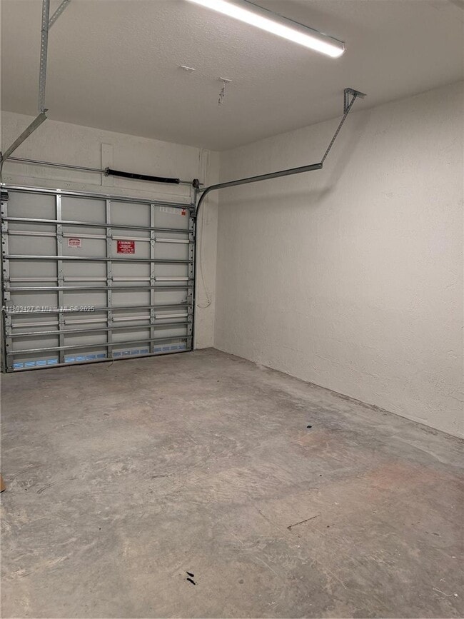 Foto del edificio - 676 SE 14th St