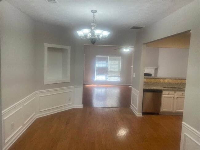 Building Photo - 3809 Dandridge Way NW