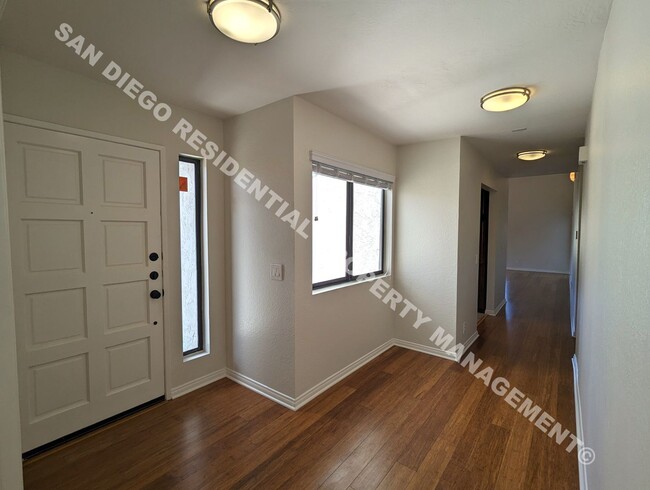 Foto del edificio - 4004 Crystal Dawn Ln