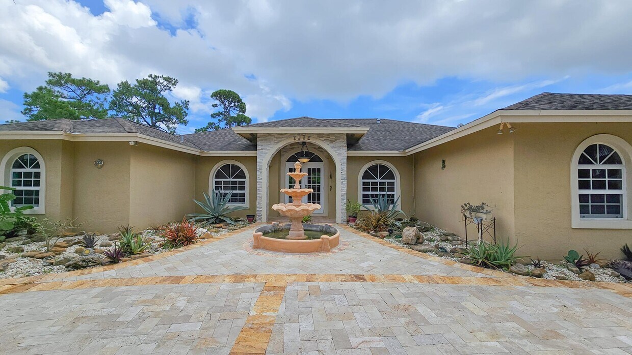 Foto principal - 1136 Palmetto Rd