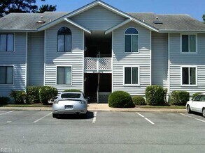 Building Photo - 872 24th St