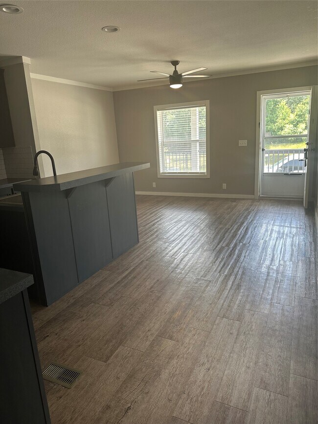 Building Photo - 21509 W Hammond Dr