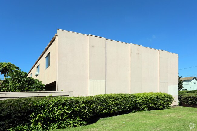 Building Photo - 7212 Main St