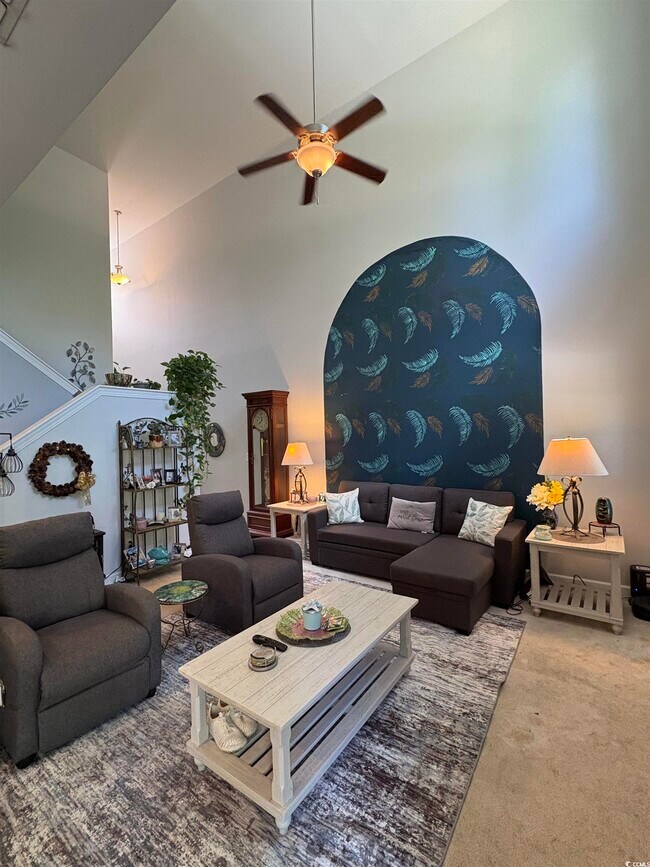 Foto del edificio - 1012 Fairway Ln