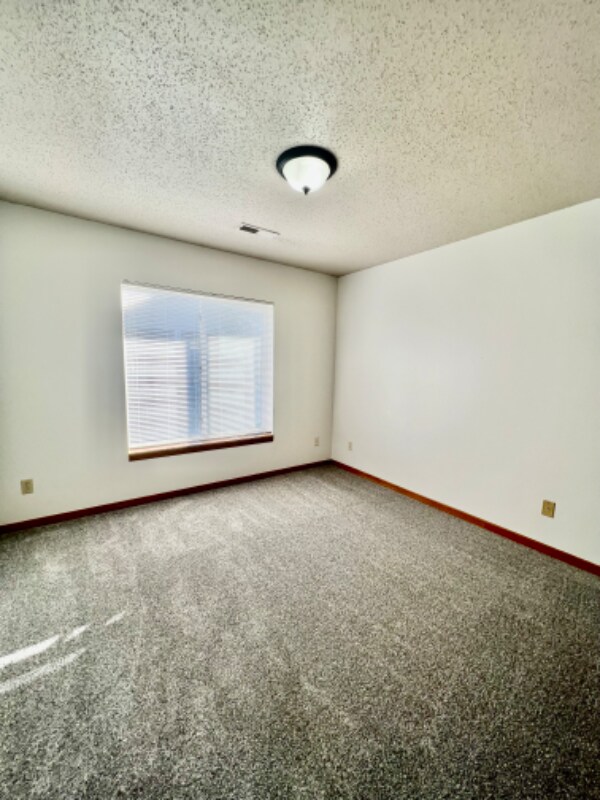 Foto del edificio - 4601 E 26th St