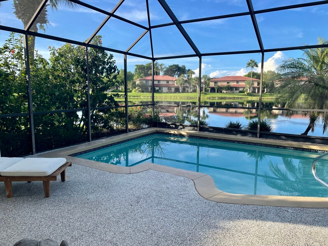 Foto principal - 27681 Hacienda East Blvd