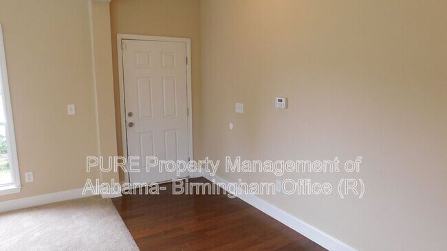 Building Photo - 963 Old Cahaba Dr