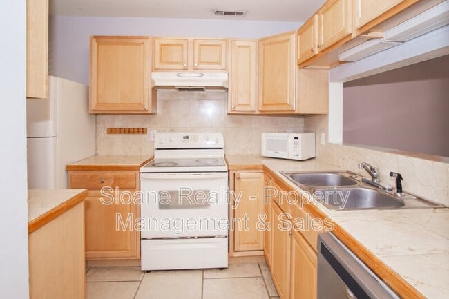 Building Photo - 234-24C Stefan Dr