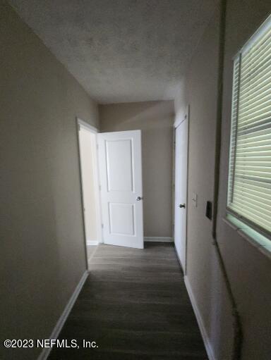 Foto del edificio - 4282 Forest Blvd