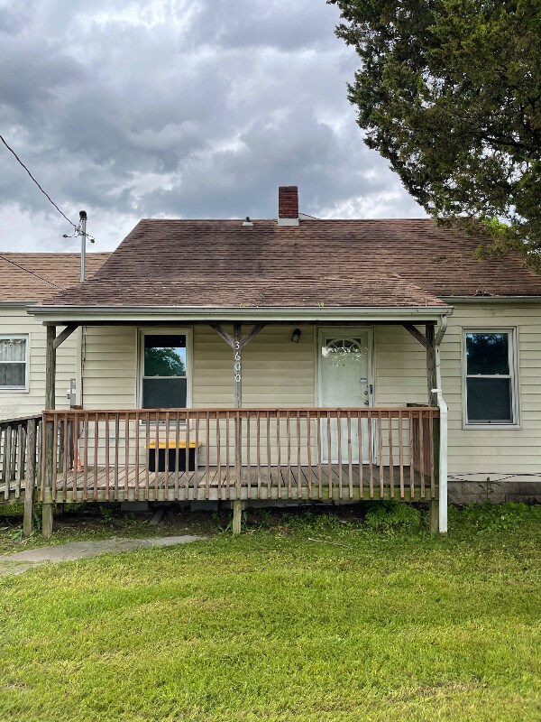 Building Photo - 3600 Falling Springs Rd
