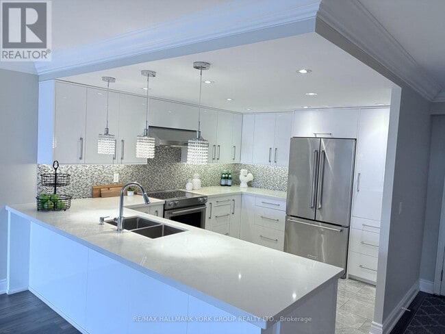 Building Photo - 100 Observatory Ln