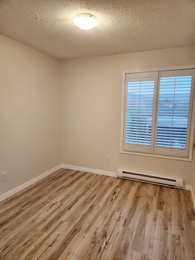 Building Photo - 5300-5325 25 Ave