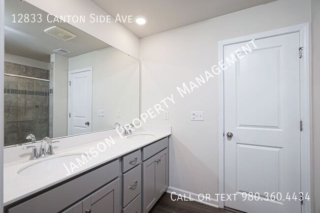 Foto del edificio - 12833 Canton Side Ave