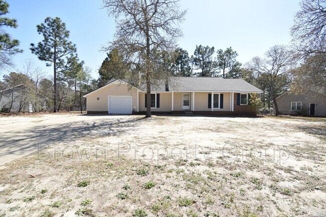 Building Photo - 6901 Woodmark Dr