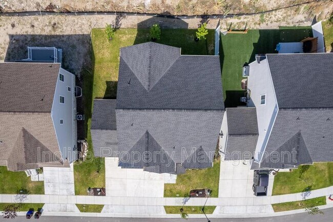 Building Photo - 14092 S Overwatch Dr