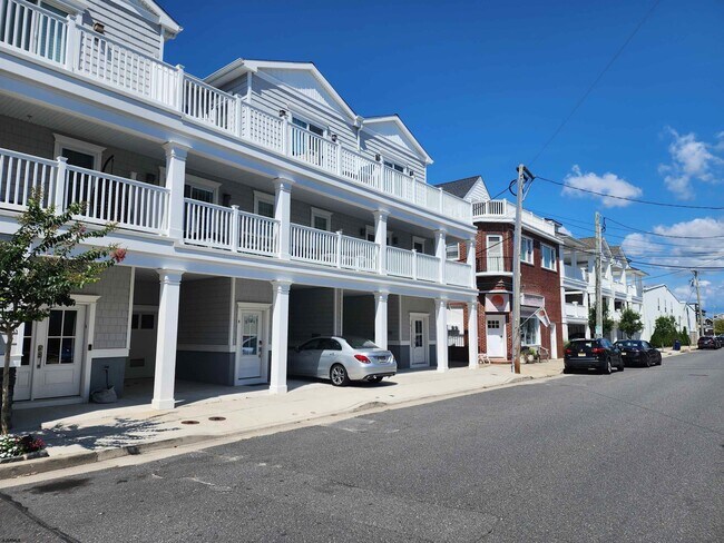 Building Photo - 7801 Atlantic Ave