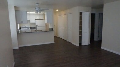 Building Photo - 5680 Eagle Pkwy