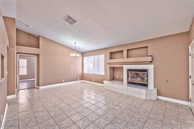 Building Photo - 6405 Cosmo Ln