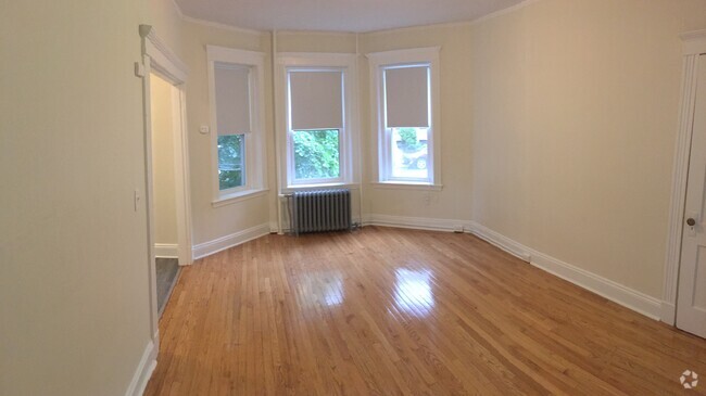 Building Photo - 1193 Boylston St