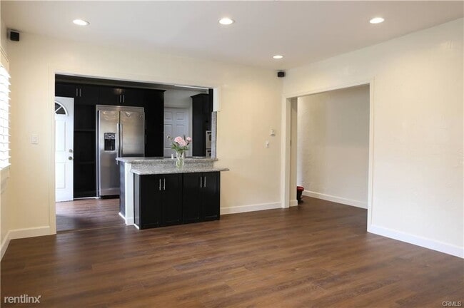 Building Photo - 4 br, 3 bath House - 1323 N Cherokee Ave