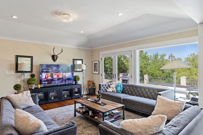 Foto del edificio - 84 Silverwood Dr