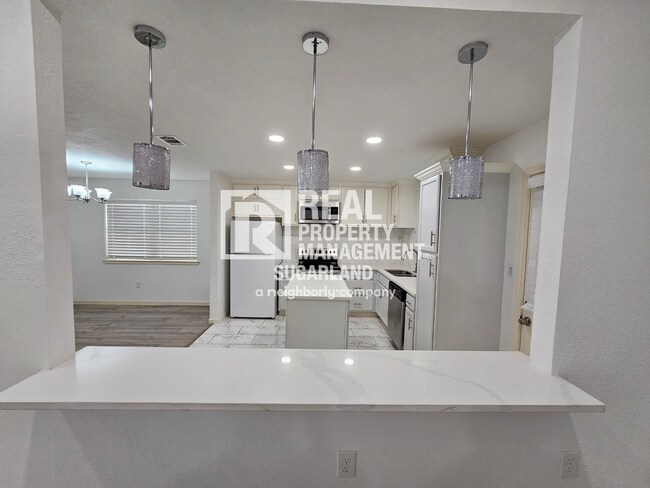 Foto del edificio - Gorgeous One Story Home in Sugar Land, TX