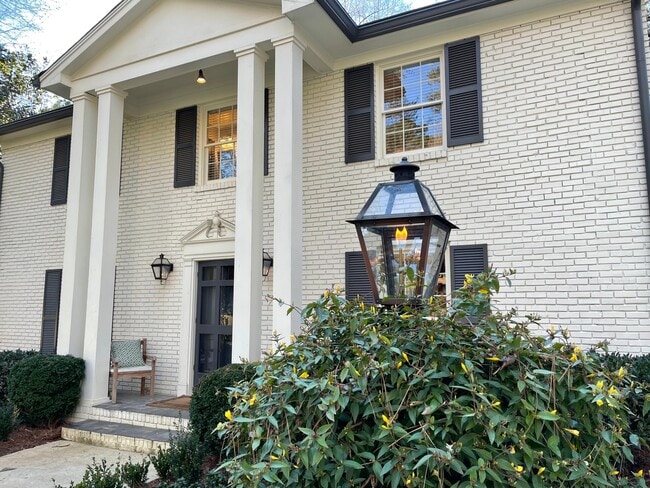 Photo - 4044 Emma Ln NE House