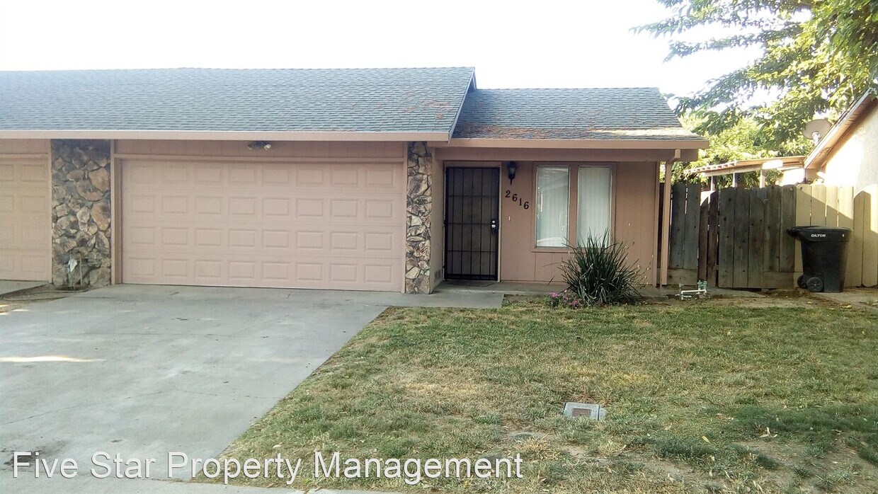 Primary Photo - 2 br, 1 bath House - 2616 San Ignacio Ave