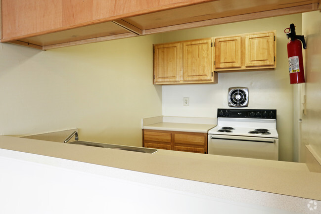 Kitchen - Ashley Trace Apartments