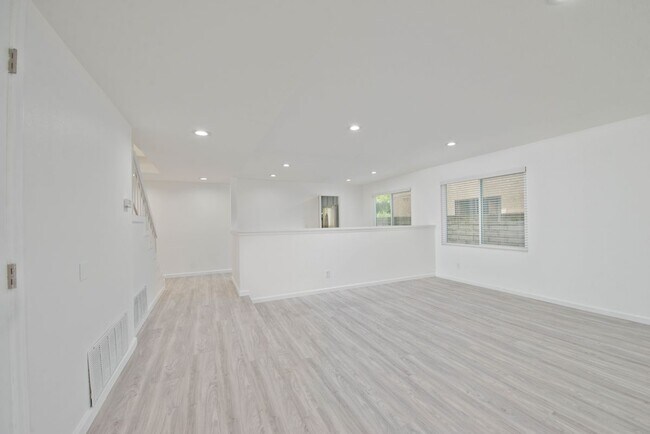 Building Photo - 20227 Elkwood St