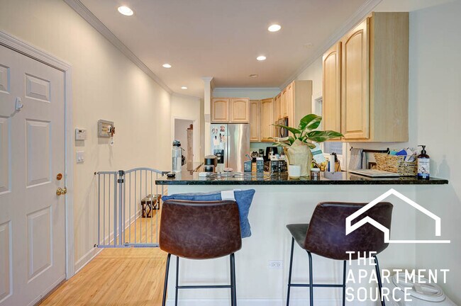 Foto del edificio - 3739 N Sheffield Ave