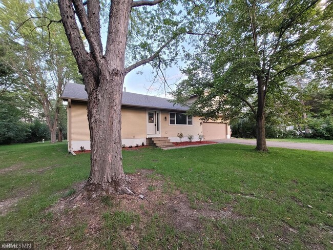 Building Photo - 4 br, 2 bath House - 239 Quant Avenue N