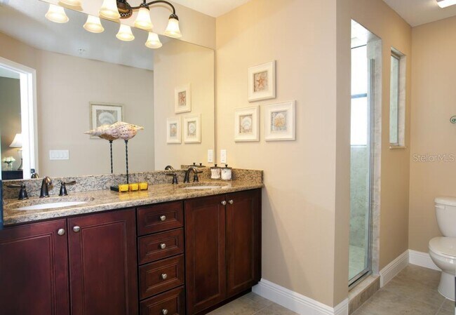 Building Photo - 7824 Holiday Isle Cir