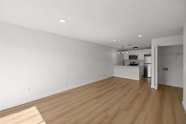 Foto del edificio - 5395 SE 30th Pl