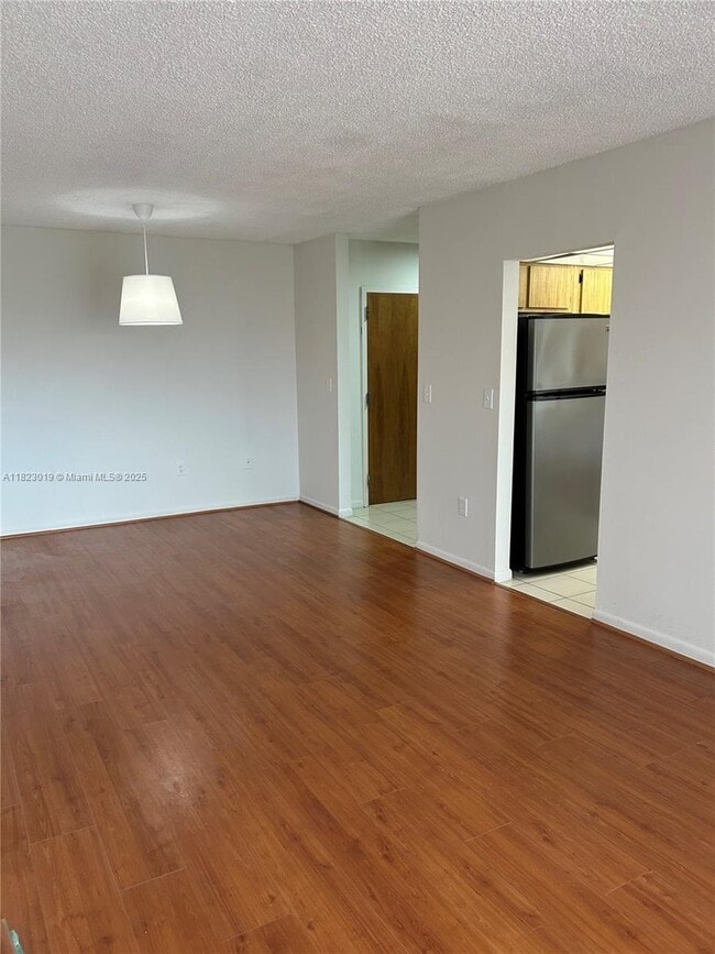 Foto del edificio - 5900 SW 127th Ave