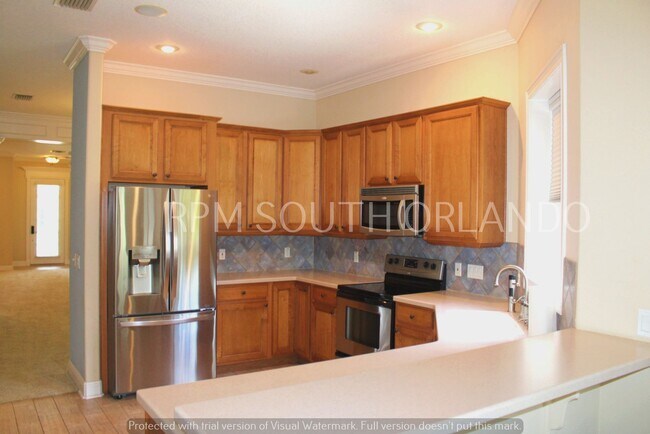 Foto del edificio - Available for a 6-Month Lease Charming 3-B...