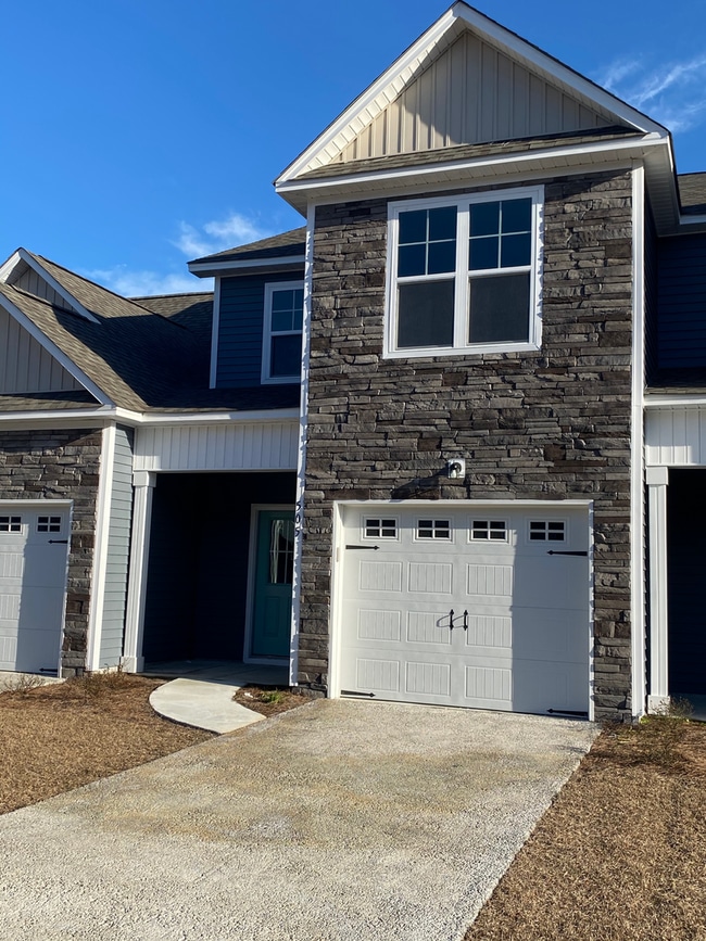Building Photo - 505 Stone Crab Ln
