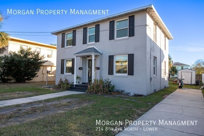 Building Photo - 214 8th Ave N