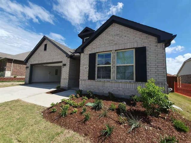 Building Photo - 425 Forestridge Dr