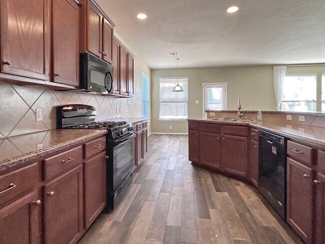 Building Photo - Spacious 4 BRM in Schertz - Mature Trees and Storage