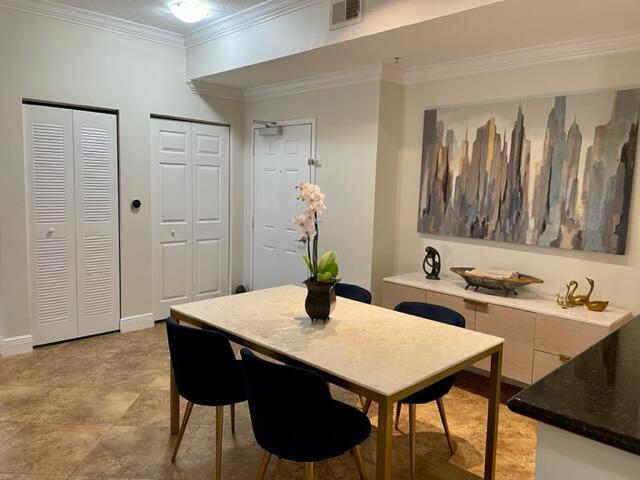 Foto del edificio - 4903 Midtown Ln