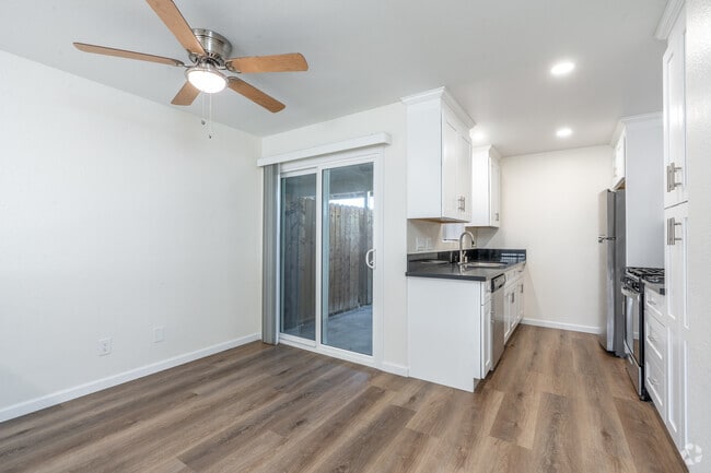 2BR, 1BA - 700SF - Dining Room - Eucalyptus Apartments